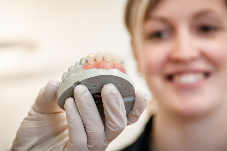Implant dentar la implant.md: Transparență și calitate în Bălți